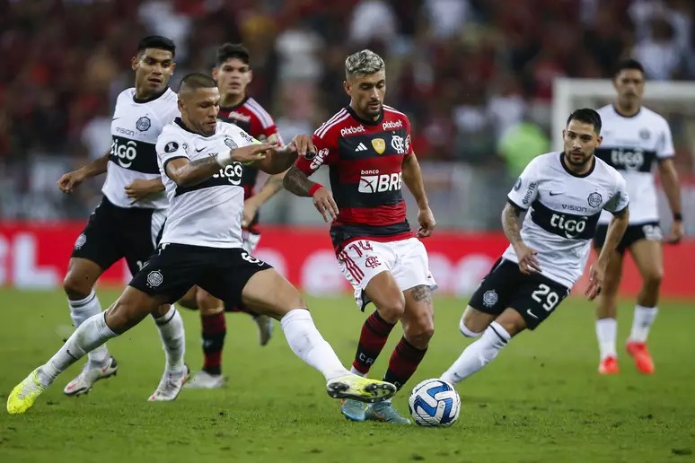 Flamengo and Olimpia in Libertadores / Photo: Wagner Meier